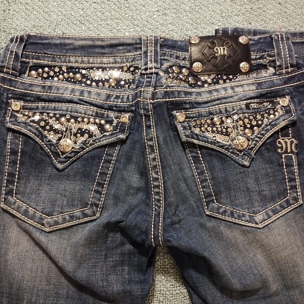 Miss Me Jean Cuffed Capri Size 27